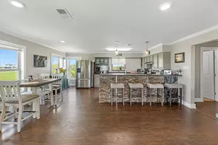 510 Flamingo Dr, Smith Point, TX 77514 - Photo 12