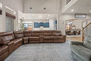 12411 Emerald Ln, Mont Belvieu, TX 77523 - Photo 14