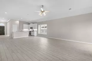 13210 Anchor Isle Ct, La Marque, TX 77568 - Photo 8