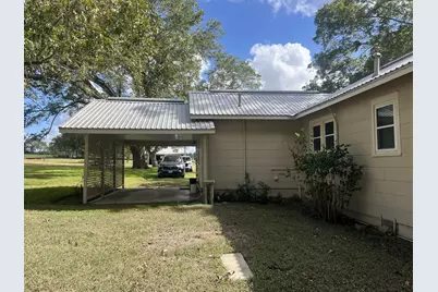 1137 Stokes Road, New Ulm, TX 78950 - Photo 22