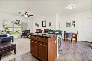 146 Iris, Livingston, TX 77351 - Photo 4