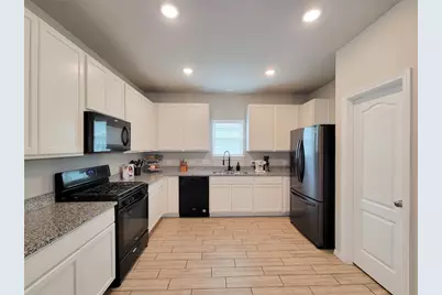 24802 Winema Woods Lane, Houston, TX 77336 - Photo 12