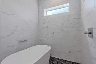 449 W 25th St, Houston, TX 77008 - Photo 20