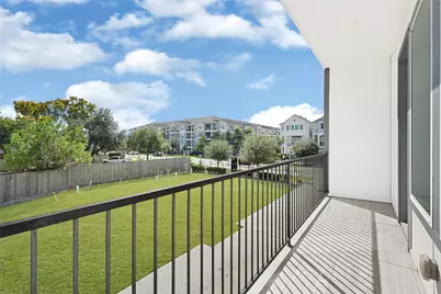 449 W 25th Street #C, Houston, TX 77008 - Photo 12