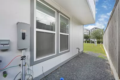 449 W 25th Street #C, Houston, TX 77008 - Photo 24