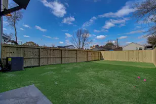 4425 Providence St, Houston, TX 77020 - Photo 28