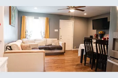 5242 Carmen Street, Houston, TX 77033 - Photo 6