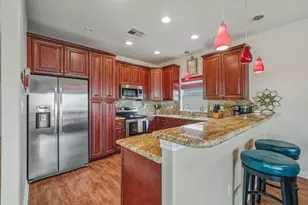 4126 Grayson, Galveston, TX 77554 - Photo 8