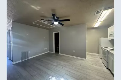 3020 Jewel Street #B, Houston, TX 77026 - Photo 4