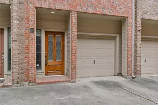 2904 Chenevert St, Houston, TX 77004 - Photo 2