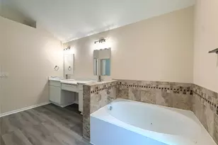 2802 Sunshine Cir, Sugar Land, TX 77479 - Photo 14