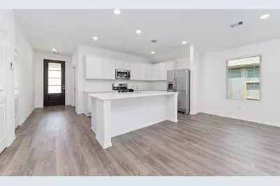 12206 English Mist Drive, Houston, TX 77044 - Photo 10