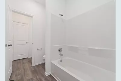 12206 English Mist Drive, Houston, TX 77044 - Photo 18