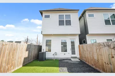 2105 Sam Wilson Street #E, Houston, TX 77020 - Photo 22