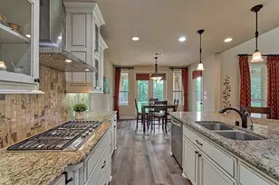 6 Devon Dale Dr, Tomball, TX 77375 - Photo 18