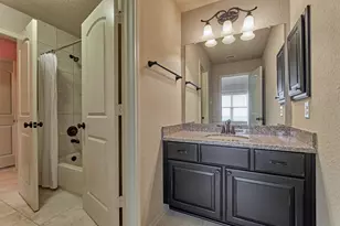 6 Devon Dale Dr, Tomball, TX 77375 - Photo 36