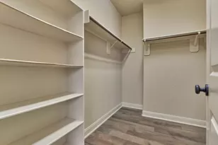 6 Devon Dale Dr, Tomball, TX 77375 - Photo 28