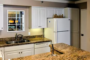 5220 Seawall Blvd, Galveston, TX 77551 - Photo 10