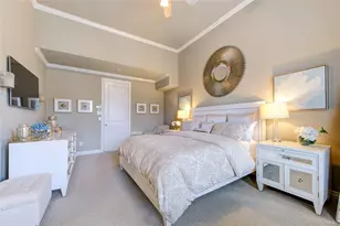 1110 Sherwood Trail, Houston, TX 77043 - Photo 12
