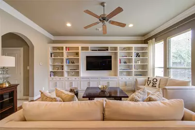 1110 Sherwood Trail, Houston, TX 77043 - Photo 8