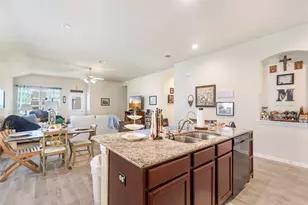10019 Pine Valley Ct, Baytown, TX 77521 - Photo 8
