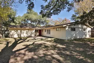 4609 Kinglet St, Houston, TX 77035 - Photo 34