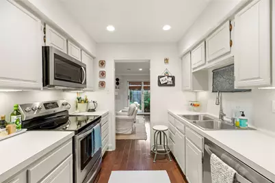1645 W Sam Houston Parkway S, Houston, TX 77042 - Photo 14