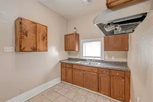 406 Woodward, Damon, TX 77430 - Photo 14