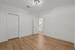 7013 Corsicana St, Houston, TX 77020 - Photo 10