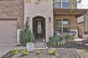 2810 Bluesage Bluff Dr, Richmond, TX 77406 - Photo 4