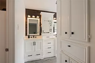 16522 Space Center Blvd, Houston, TX 77058 - Photo 10