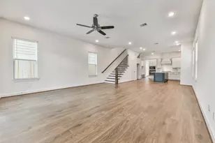 2511 S Houston Ave, Pearland, TX 77581 - Photo 6
