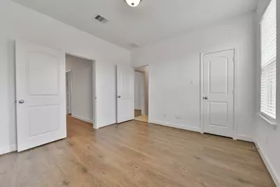 2511 S Houston Avenue, Pearland, TX 77581 - Photo 20