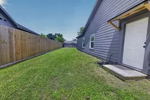 715 Rosedale St, La Marque, TX 77568 - Photo 18