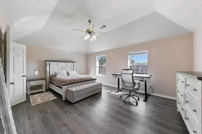 6202 Lake Chase Court, Katy, TX 77493 - Photo 16