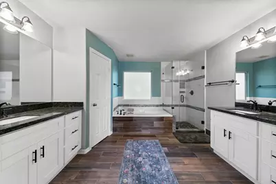 6202 Lake Chase Court, Katy, TX 77493 - Photo 20