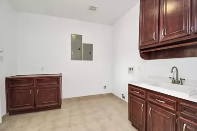 1321 E Archer Road, Baytown, TX 77521 - Photo 22