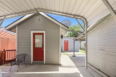 9430 E Avenue K #A, Houston, TX 77012 - Photo 2