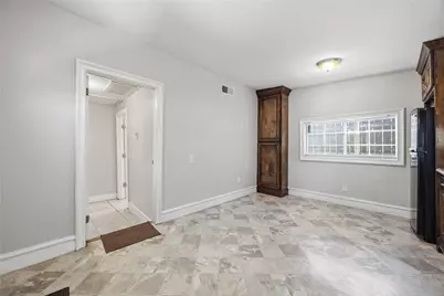 9430 E Avenue K #A, Houston, TX 77012 - Photo 8