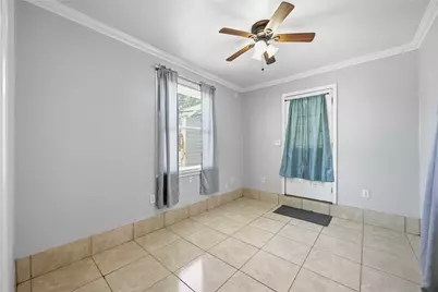 9430 E Avenue K #A, Houston, TX 77012 - Photo 12