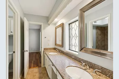 14819 Walbrook Drive, Sugar Land, TX 77498 - Photo 34