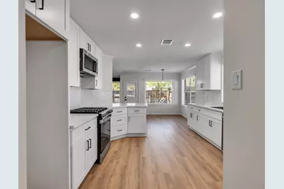 4211 Margate Drive, Sugar Land, TX 77479 - Photo 8