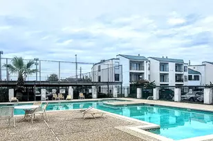 2818 S Bartell Dr, Houston, TX 77054 - Photo 18