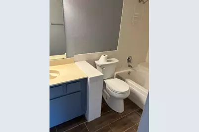 2818 S Bartell Drive #311, Houston, TX 77054 - Photo 8