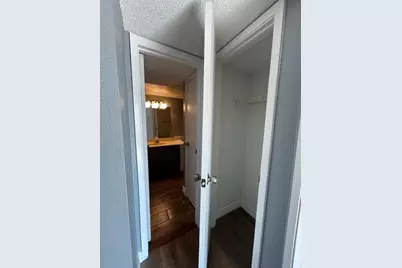 2818 S Bartell Drive #311, Houston, TX 77054 - Photo 6