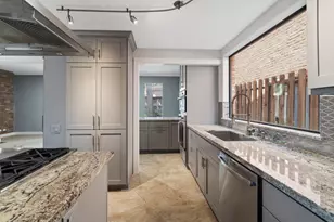 6215 Westcott St, Houston, TX 77007 - Photo 14