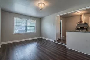 5818 Glenhurst Dr, Houston, TX 77033 - Photo 8