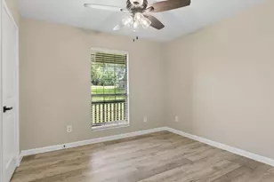 28 Hunters Creek Dr, Huntsville, TX 77340 - Photo 22
