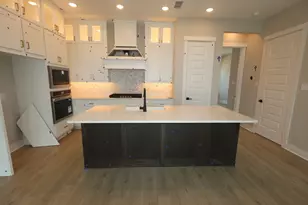 16020 Hayes Pk Dr, Houston, TX 77079 - Photo 8