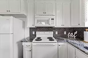 2301 Bluewater Hwy, Surfside Beach, TX 77541 - Photo 30